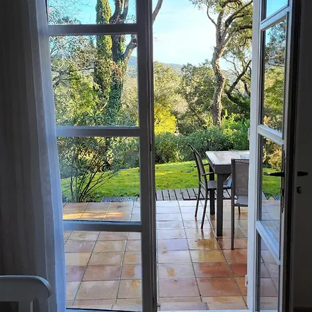 Les Restanques 10 Chenes 3 Сasa de vacaciones Grimaud