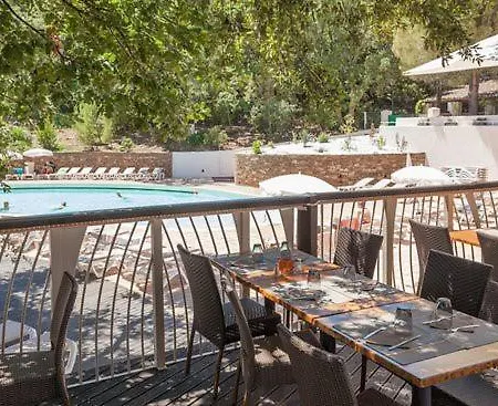 Les Restanques 10 Chenes 3 格里莫