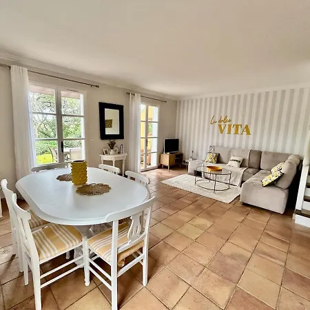 Les Restanques 10 Chenes 3 Grimaud