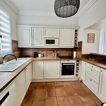 Les Restanques 10 Chenes 3 * 格里莫