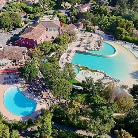 Les Restanques 10 Chenes 3 *