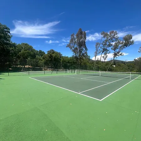 Les Restanques 10 Chenes 3 *