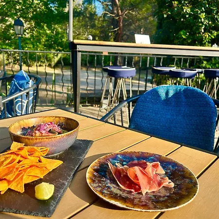 Holiday home Les Restanques 10 Chenes 3
