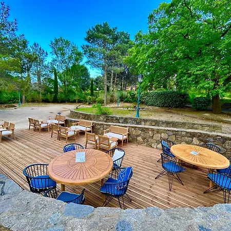 Les Restanques 10 Chenes 3 Nyaraló *