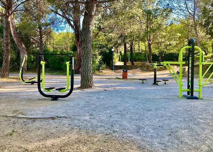 Les Restanques 10 Chenes 3 *